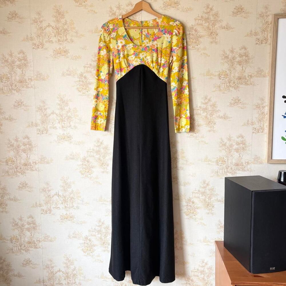 Vintage 70s Psychedelic Dayglo Floral Black Long Sleeve Maxi Dress S Boho Retro